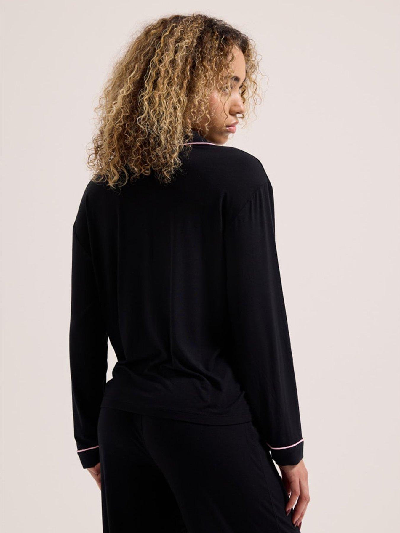 Image 2 of 5 of Juicy Couture Long Sleeve Pyjamas - Black