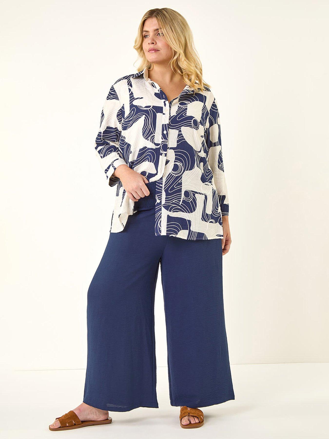 Roman Curve Textured Geometric Shirt
