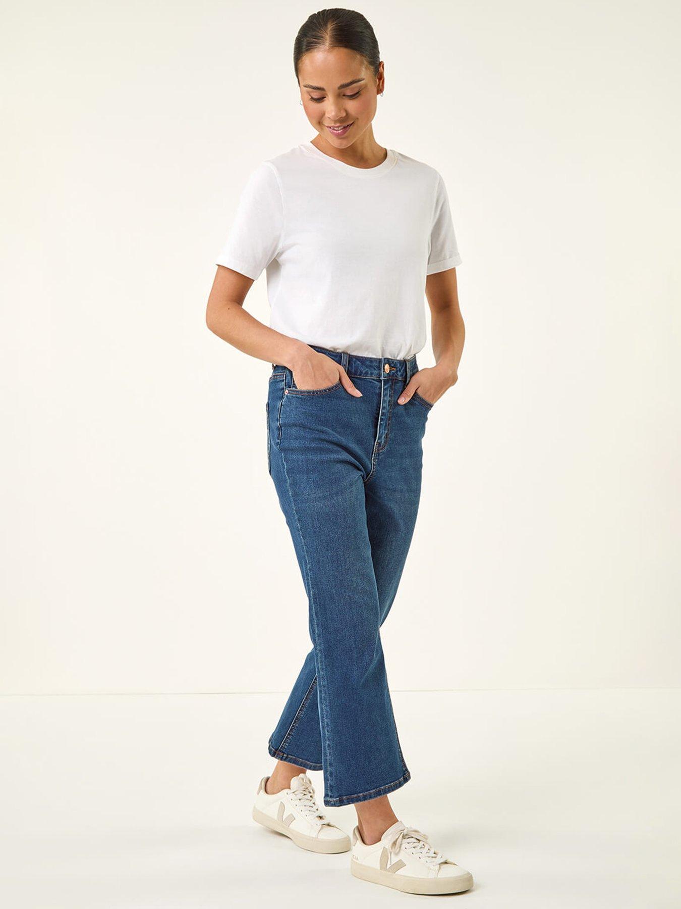 Image 3 of 5 of Roman Petite Boocut Cropped Jeans