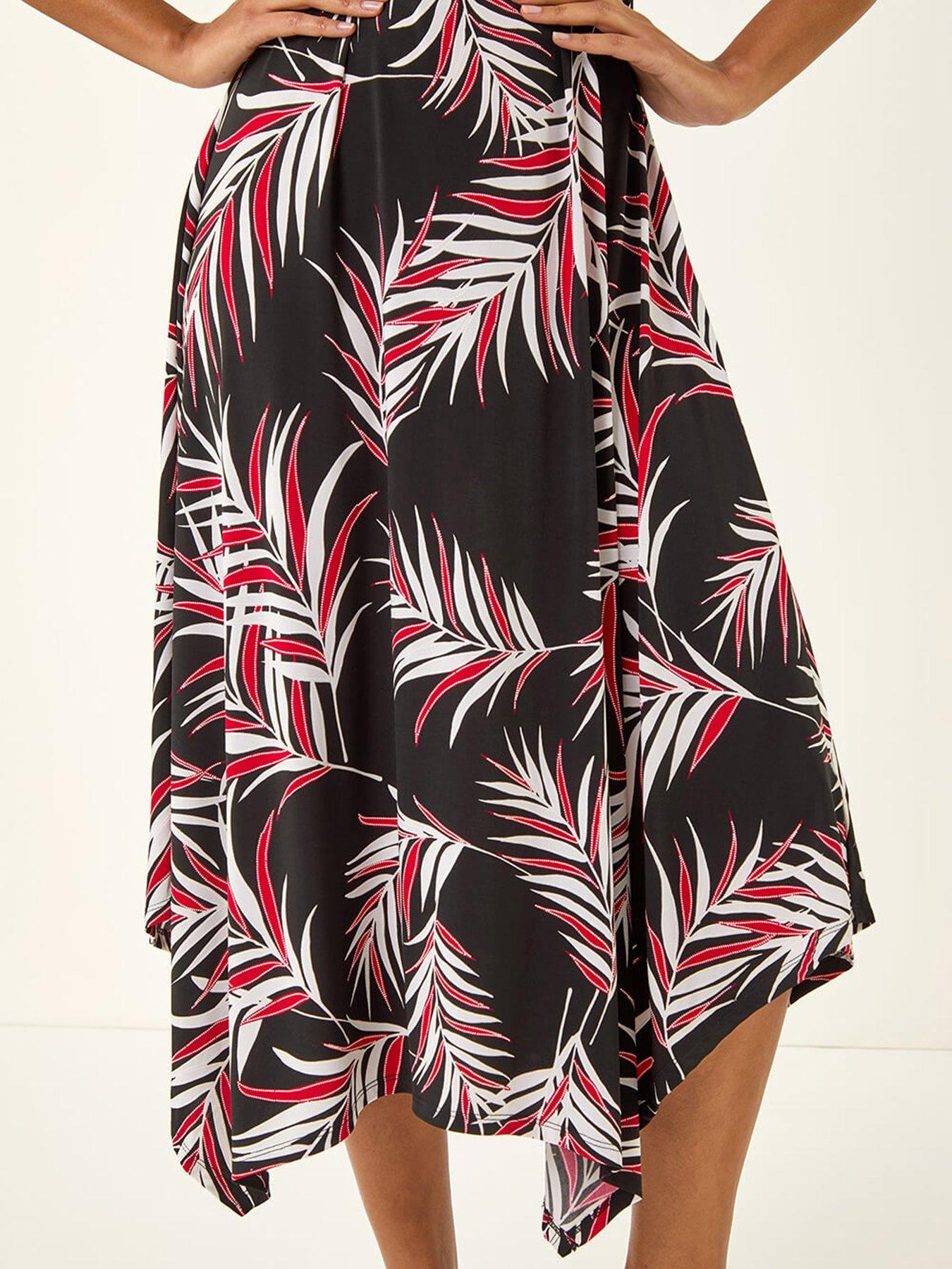 Image 5 of 5 of Roman Leaf Print Stretch Maxi Dress