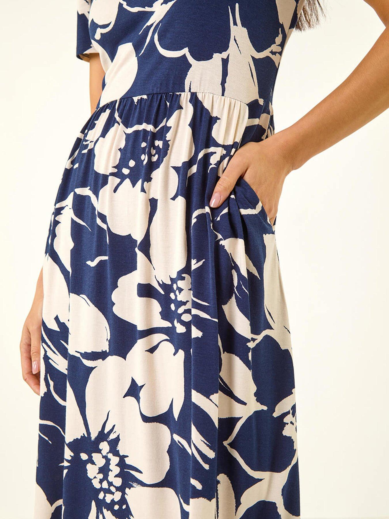 Image 5 of 5 of Roman Petite Floral V-neck Stretch Dress
