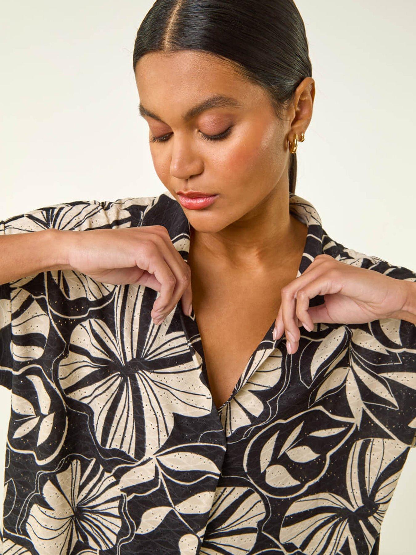 Image 4 of 5 of Roman Printed Broderie Collared Top