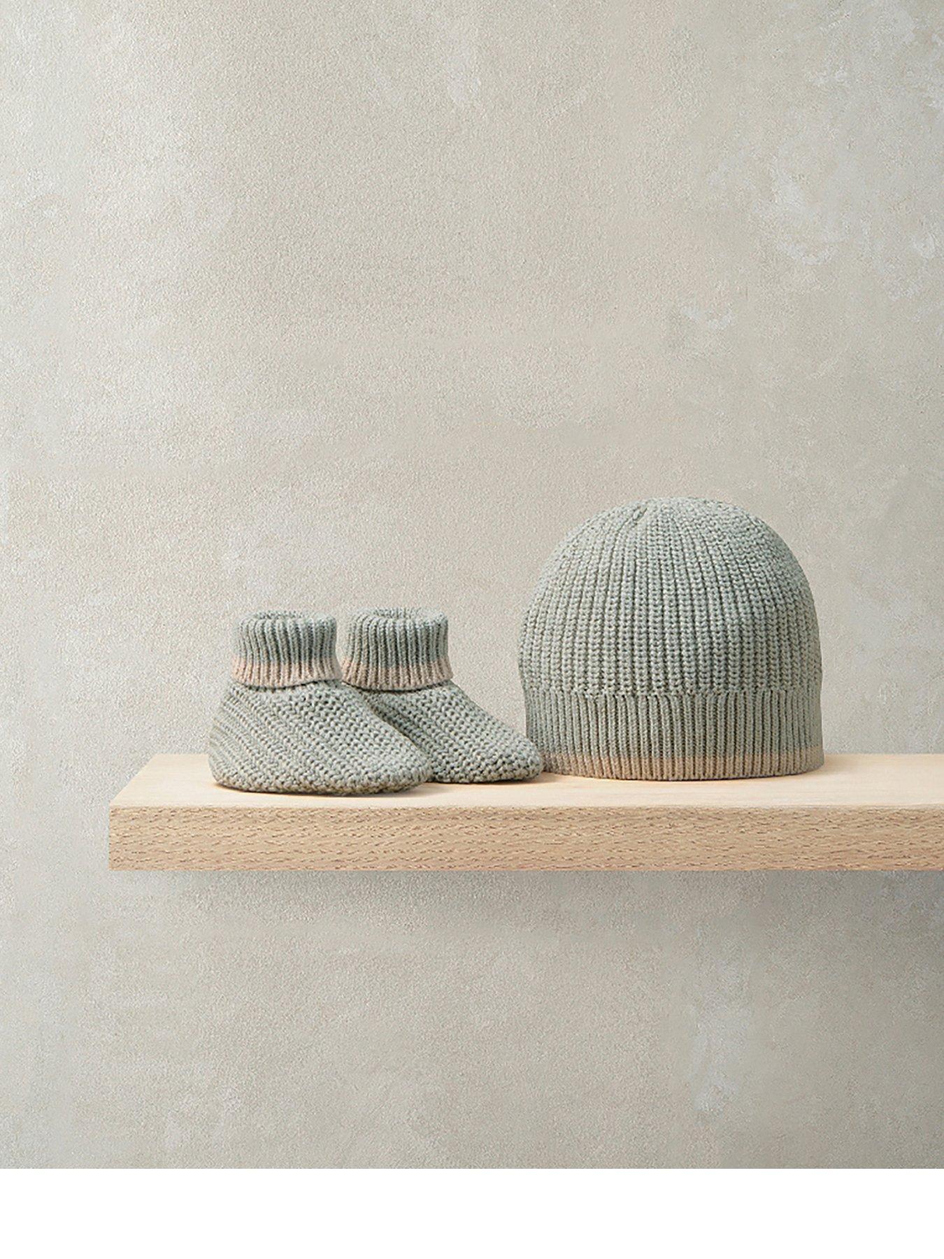 Mamas & Papas Baby Boys Knitted Hat  &  Booties Set