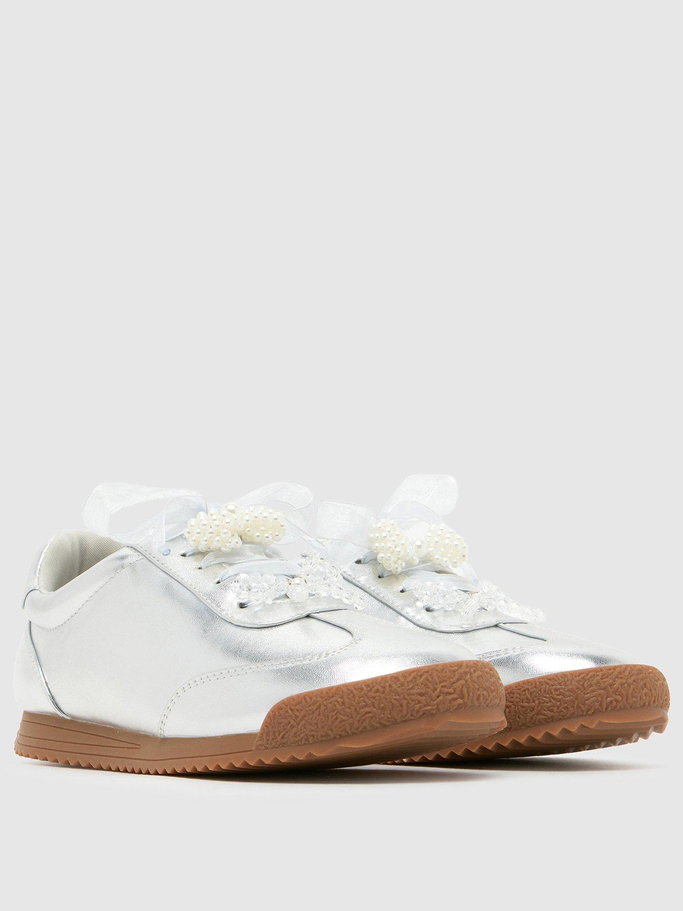 Image 2 of 4 of Schuh Youth Mittens Charm Trainer - Silver
