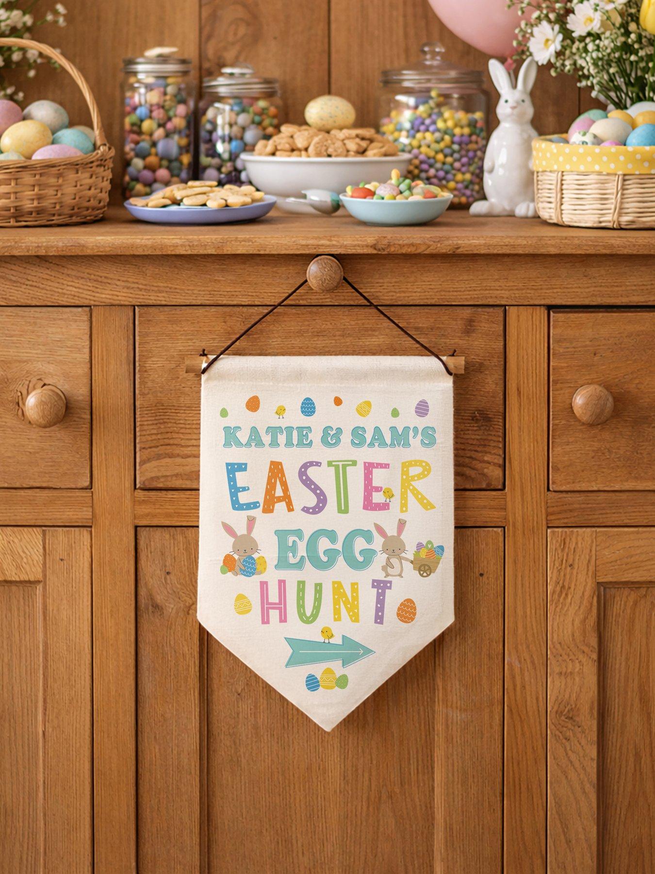 Image 2 of 3 of The Personalised Memento Company Personalised Easter Egg Hunt Sign