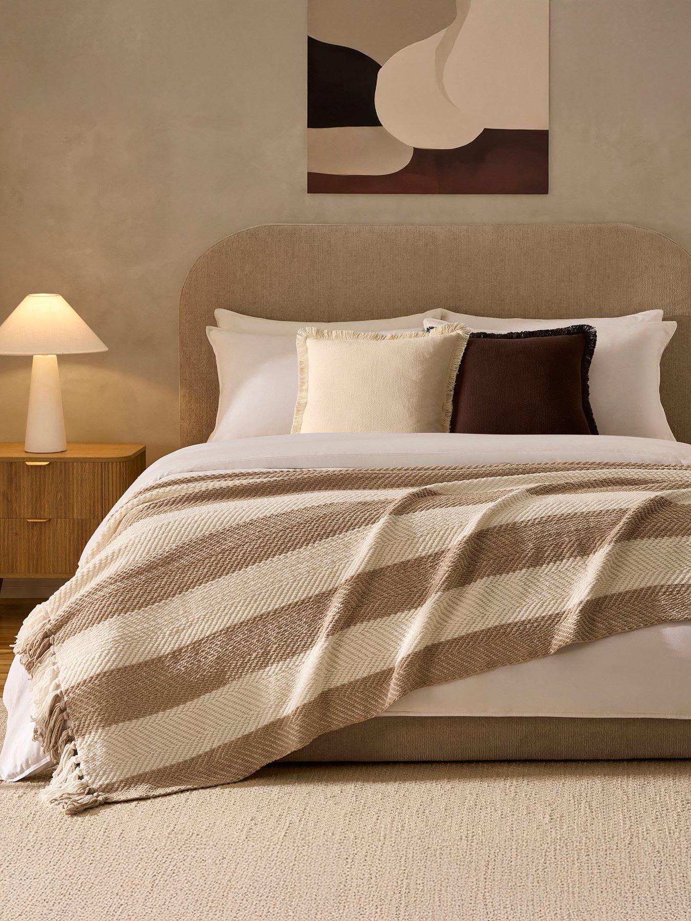 Dusk Chenille Stripe Tassel Herringbone Throw