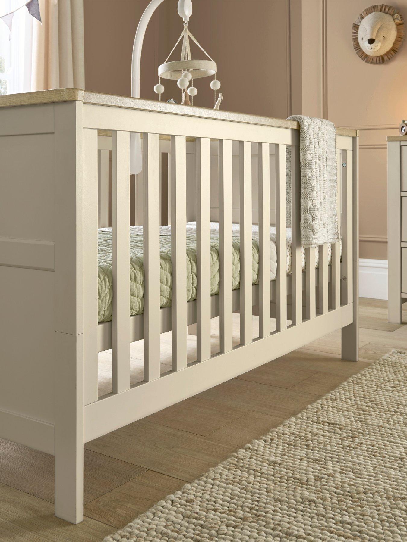 Image 3 of 7 of Mamas & Papas Wedmore Set Cashmere