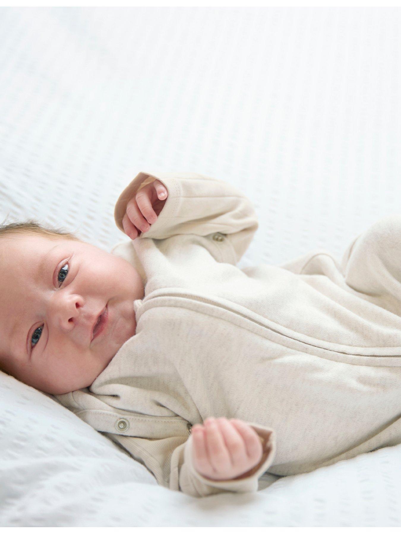 Image 4 of 5 of Mamas & Papas Swaddle - Newborn 1.0 Tog - Oat