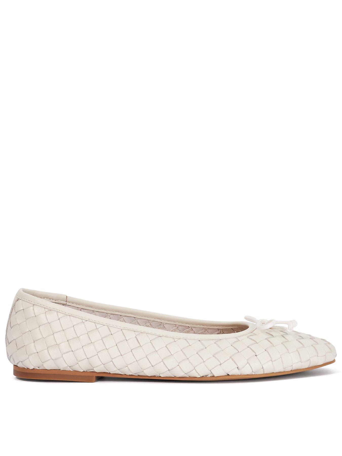 Dune London: Wide Fit Woven Leather Bow Detail Ballet Pumps - Cream