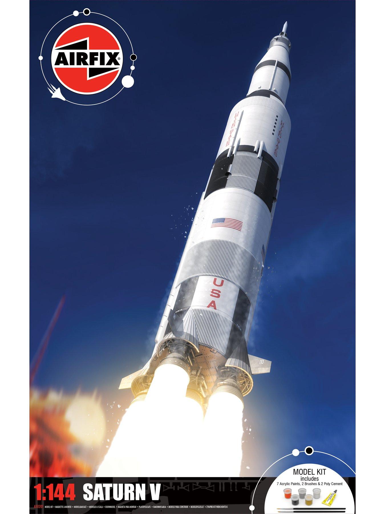 Image 2 of 7 of Airfix Saturn V Gift Set