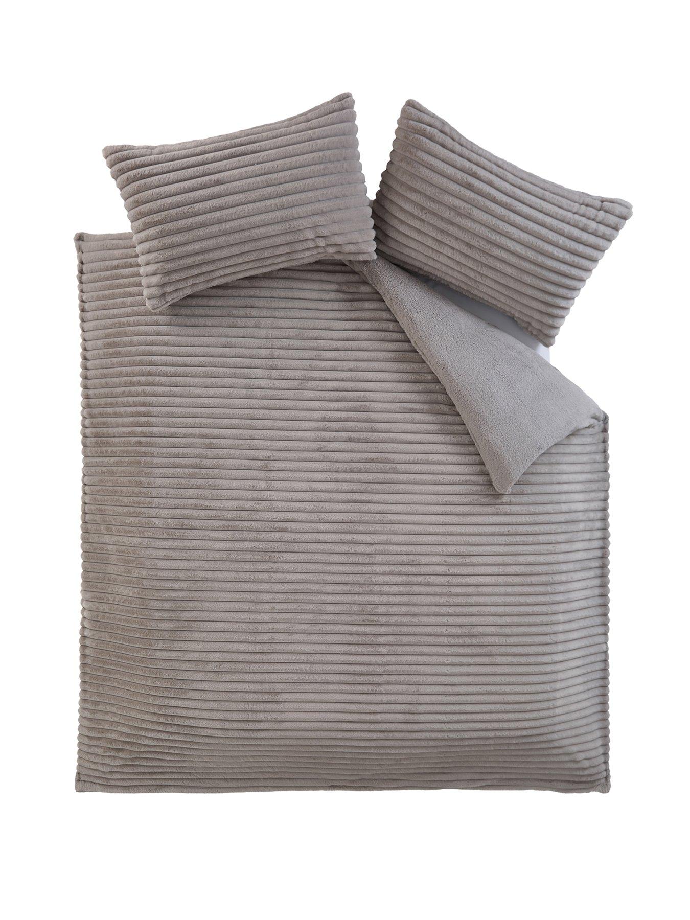 Image 2 of 6 of The Very Collection Ribbed Faux Fur Duvet Set