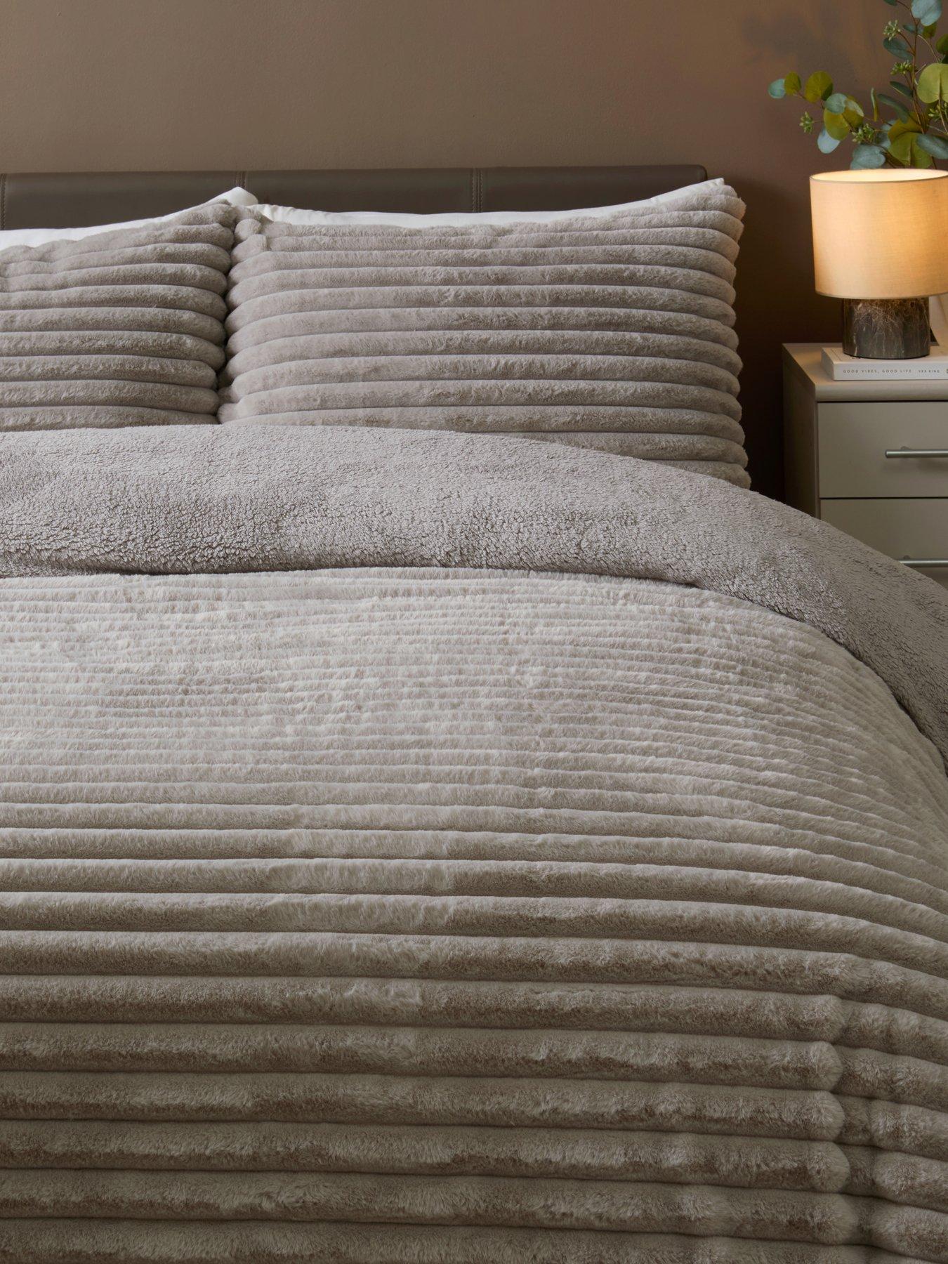 Image 3 of 6 of The Very Collection Ribbed Faux Fur Duvet Set