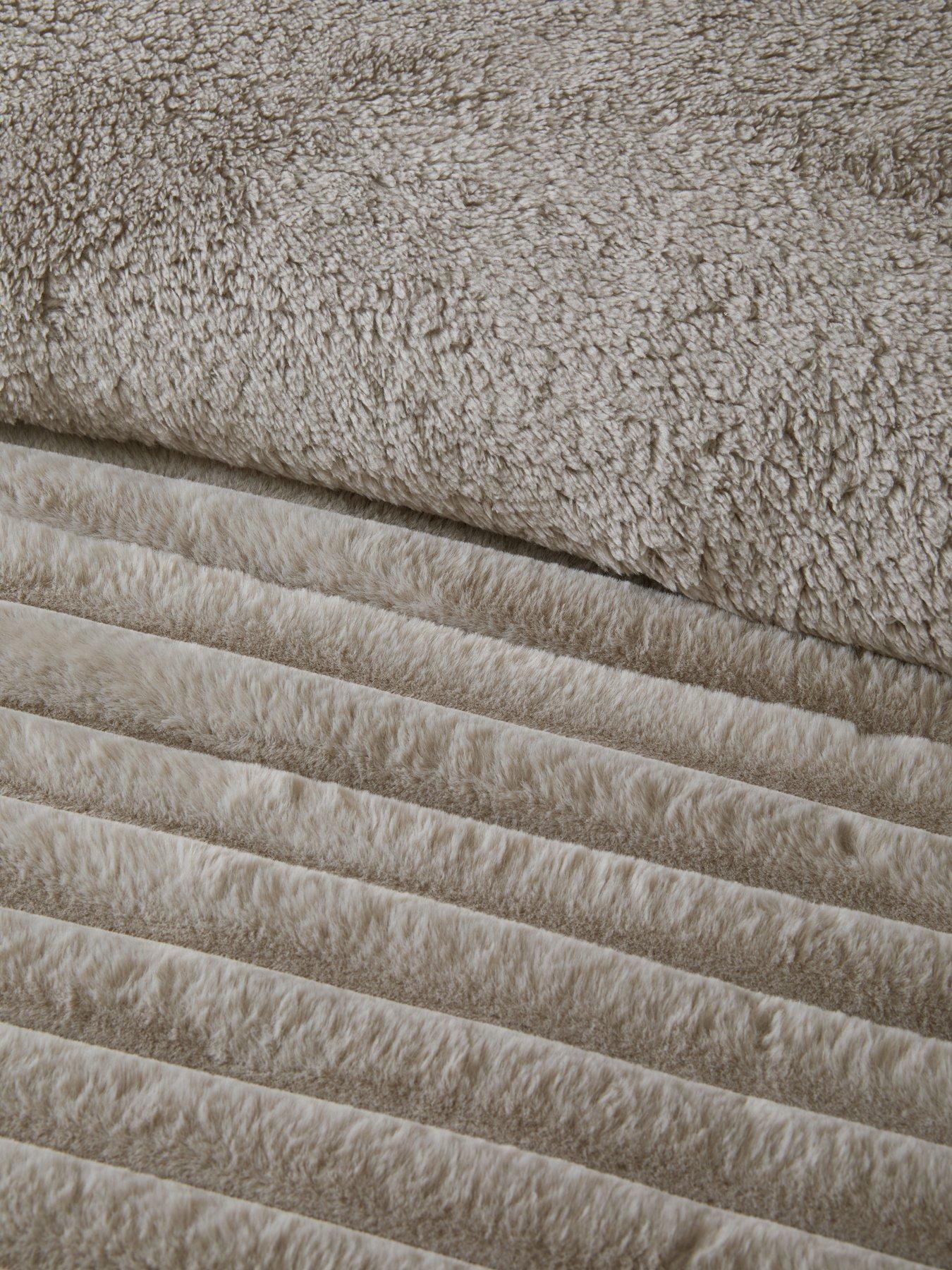 Image 4 of 6 of The Very Collection Ribbed Faux Fur Duvet Set