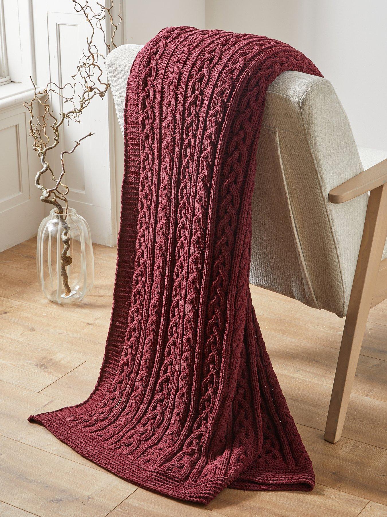 The Very Collection Chenille Cable Knit Blanket 150X240cm