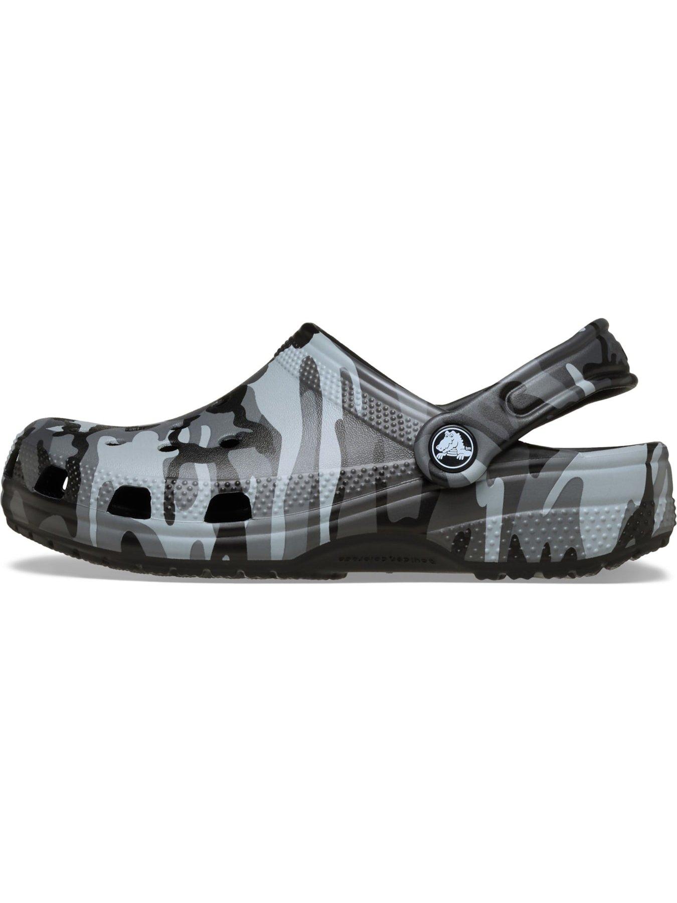Image 6 of 6 of Crocs Classic Graphic Camo