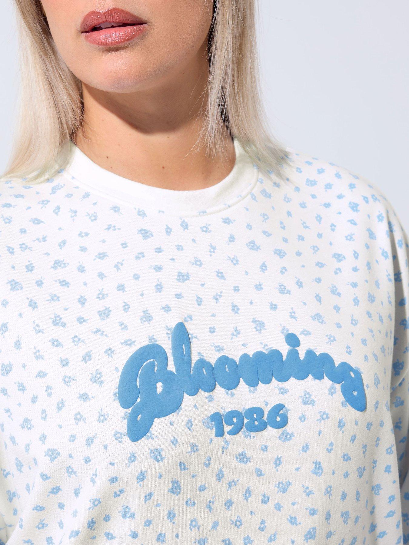 Image 4 of 5 of Yours Curve Ditsy Printed Sweatshirt - White