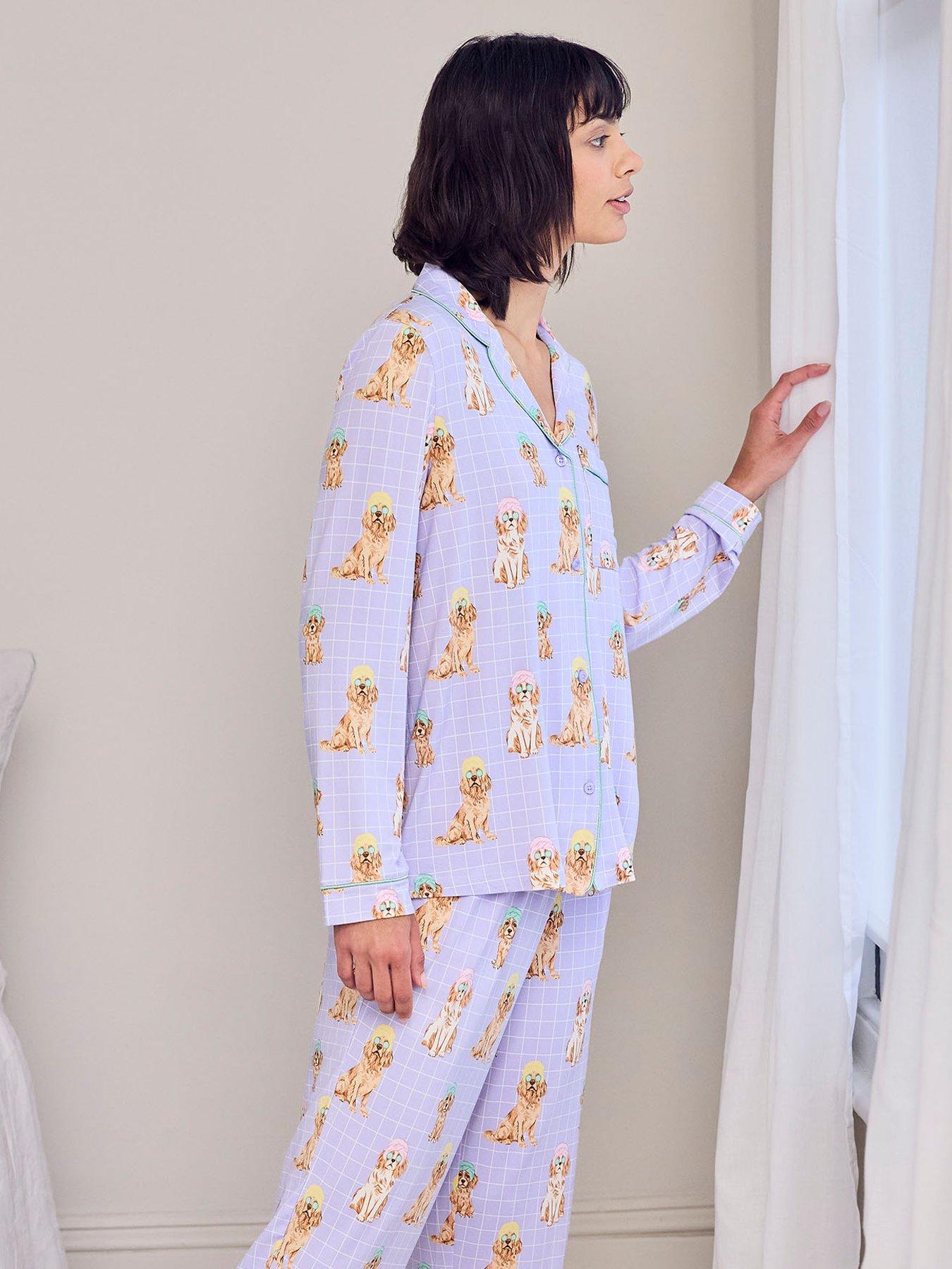 Image 3 of 6 of CHELSEA PEERS Spa Dogs Print Long Pyjama Set - Light Purple