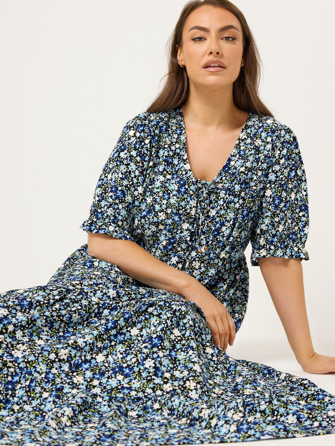 Image 3 of 5 of Yours Curve Tie Front Texture Dress - Blue