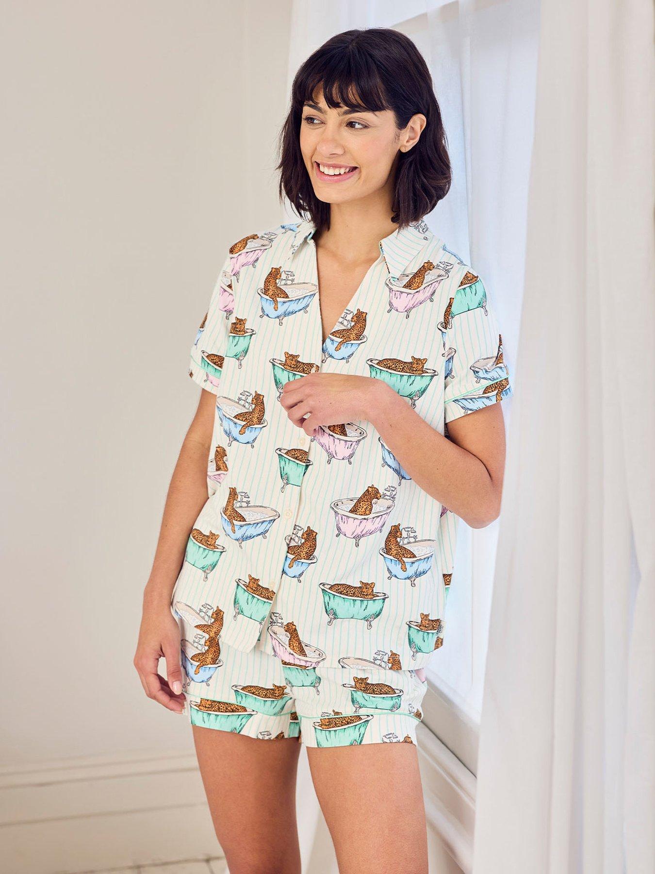 CHELSEA PEERS Cotton Bubble Bath Leopards Print Short Pyjama Set - Green