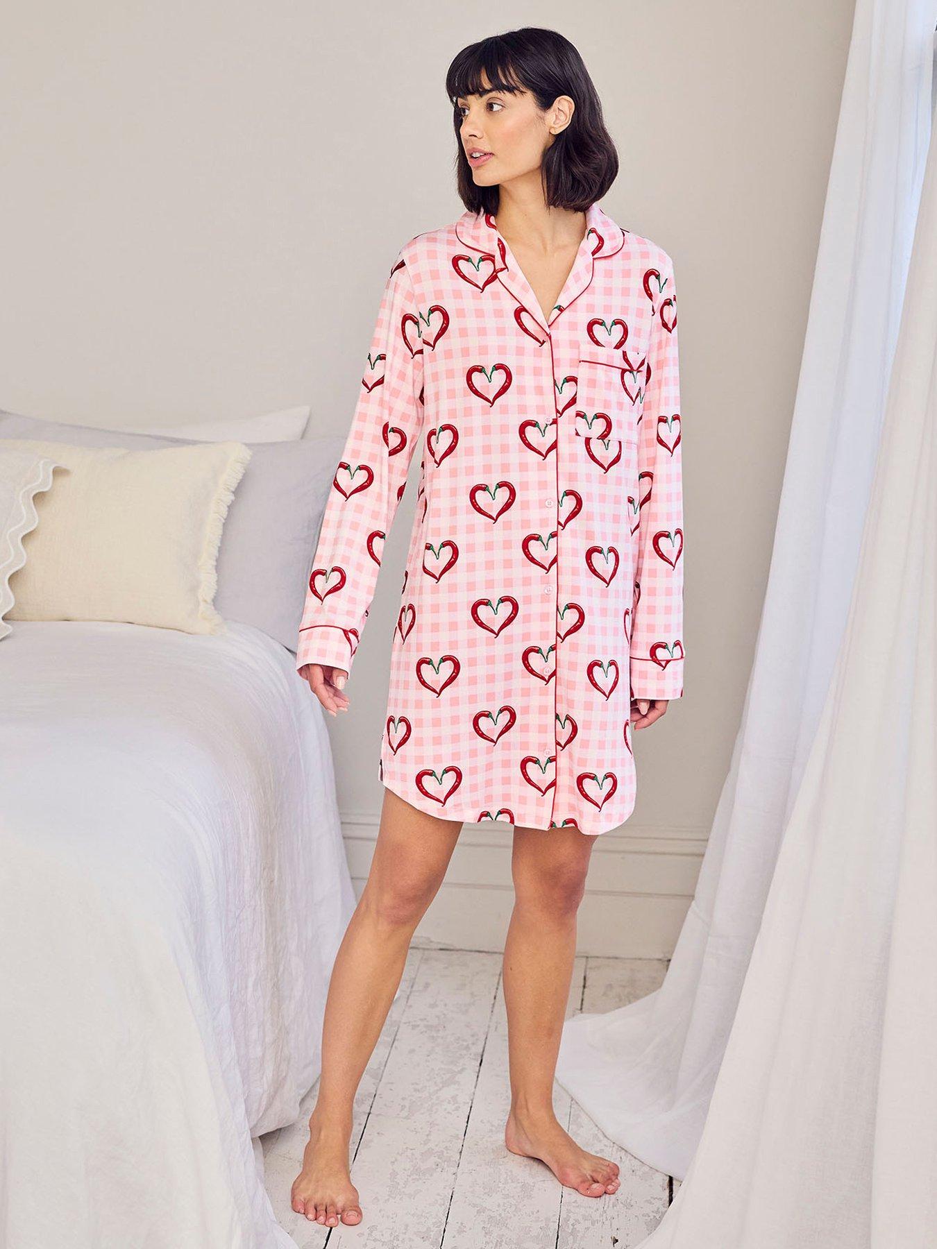CHELSEA PEERS Chilli Heart Print Nightshirt - Pink