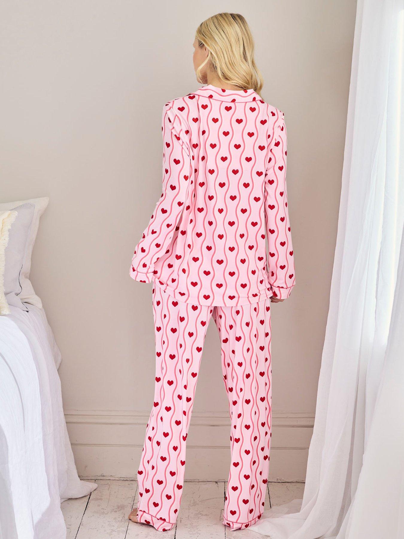 Image 2 of 6 of CHELSEA PEERS Maternity Wavy Stripe Heart Print Long Pyjama Set - Pink