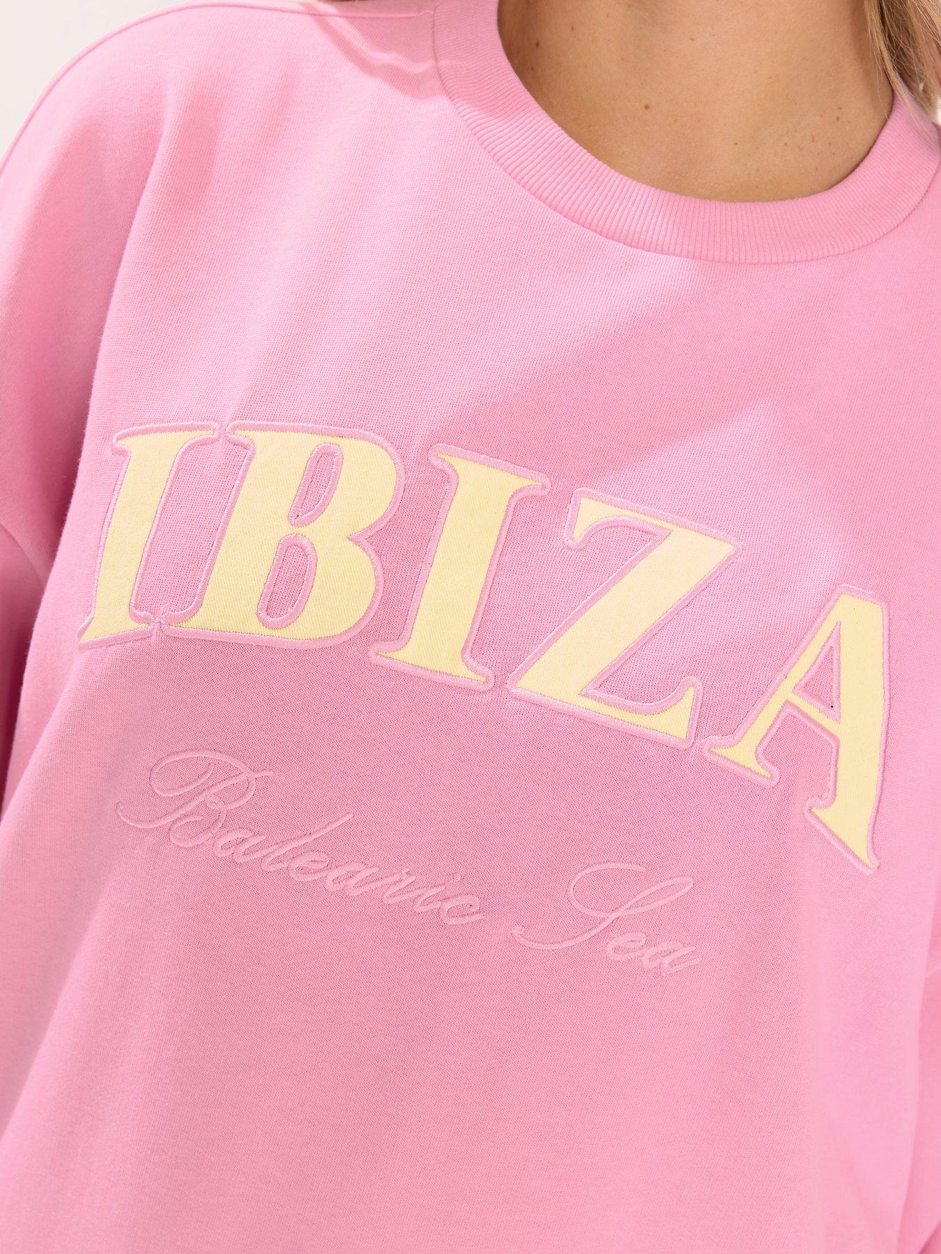 Image 4 of 5 of Yours Curve Ibiza Applique Sweatshirt - Pink