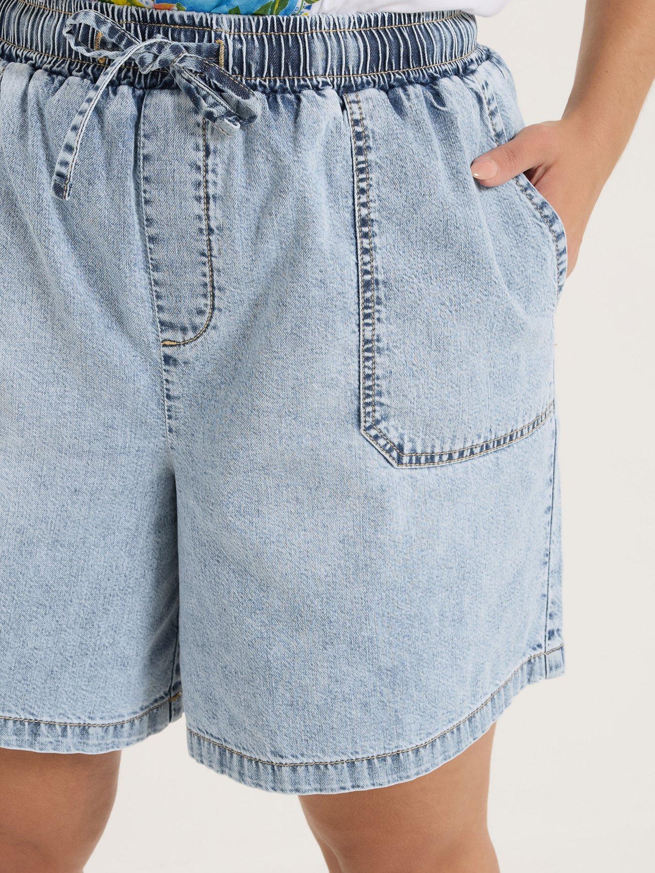 Image 4 of 5 of Yours Curve Tie Waist Denim Shorts - Blue