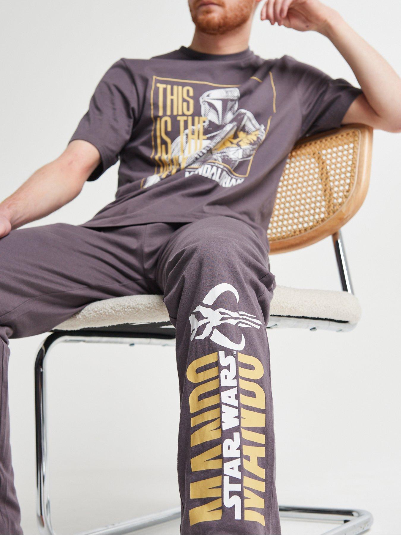 Image 3 of 6 of Brand Threads Mens The Mandalorian Short Sleeve Pyjama Set