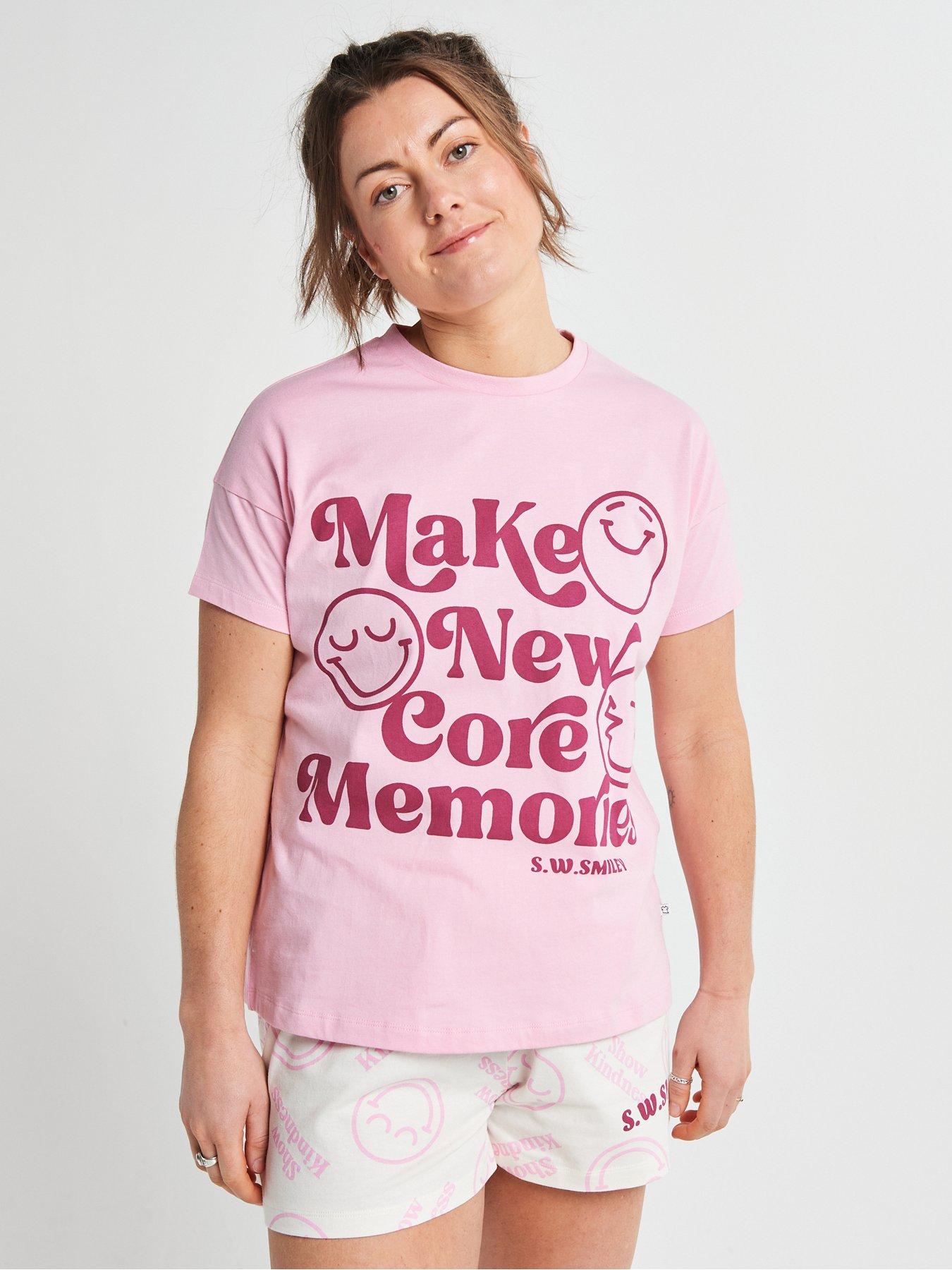 Brand Threads Ladies Smiley Short Pyjama Set