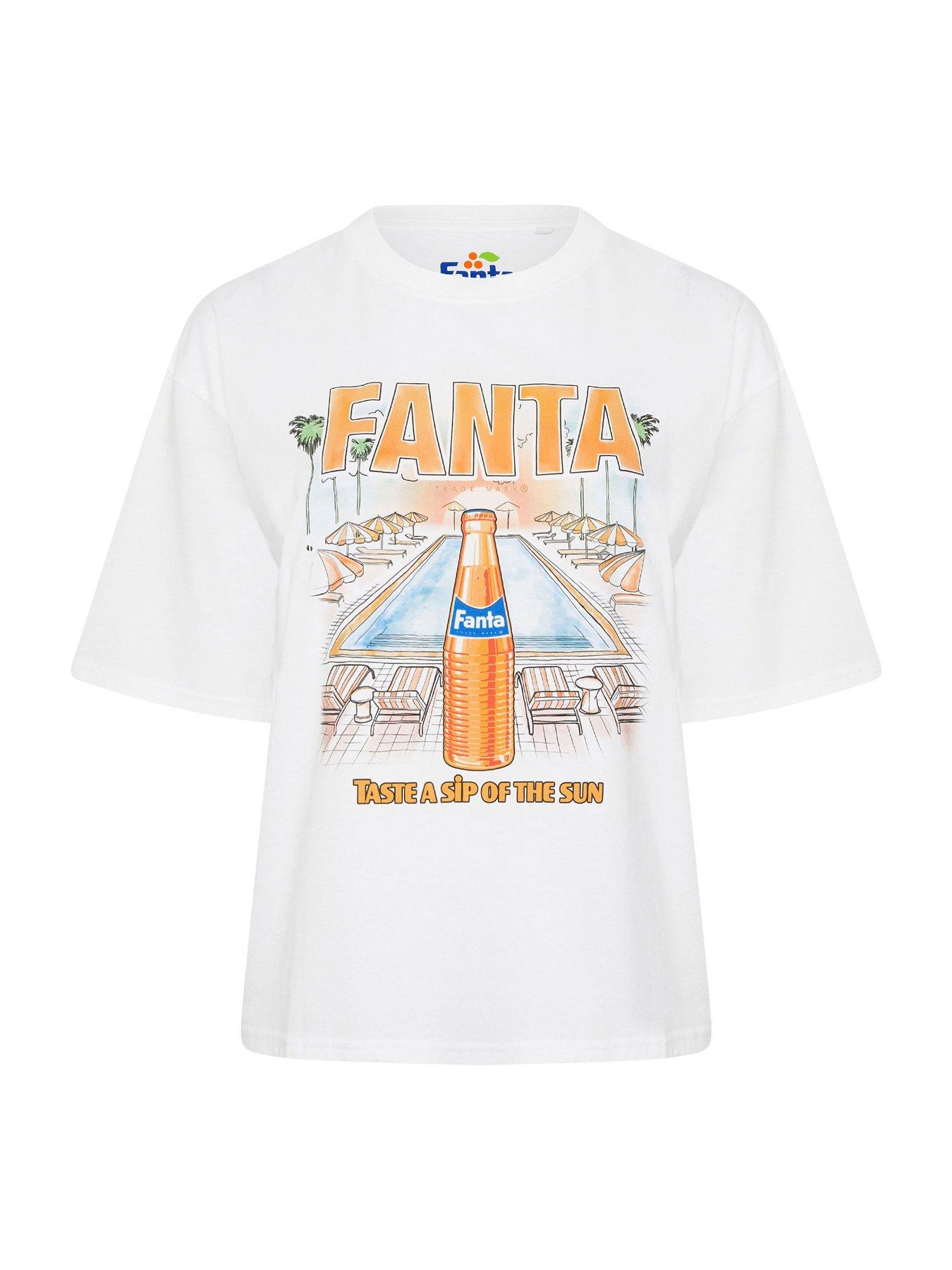 Image 5 of 5 of Yours Curve Fanta T-Shirt - White