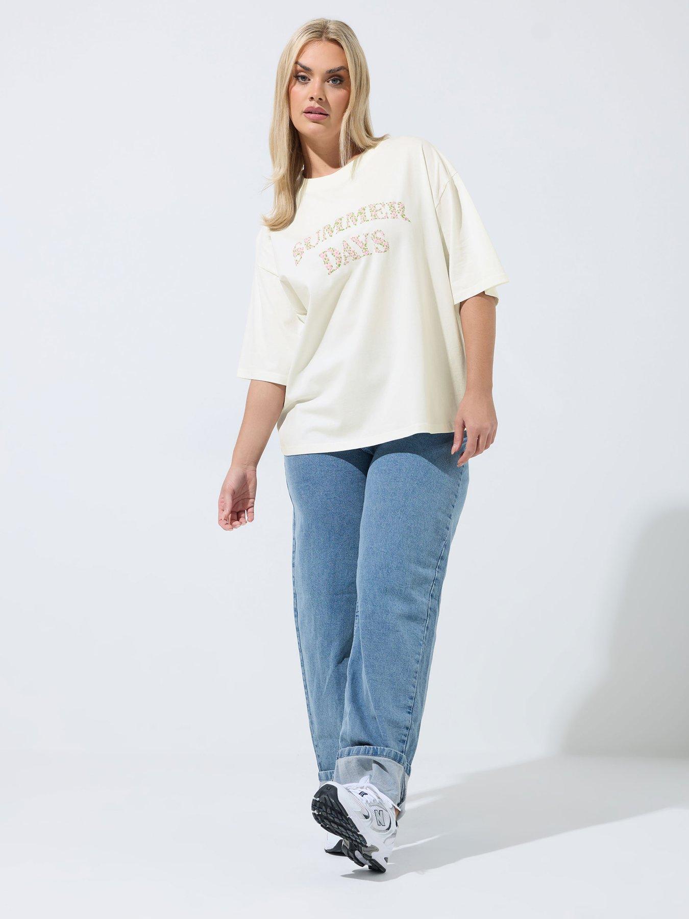 Image 3 of 5 of Yours Curve Summer Days Short Sleeve T-Shirt - White