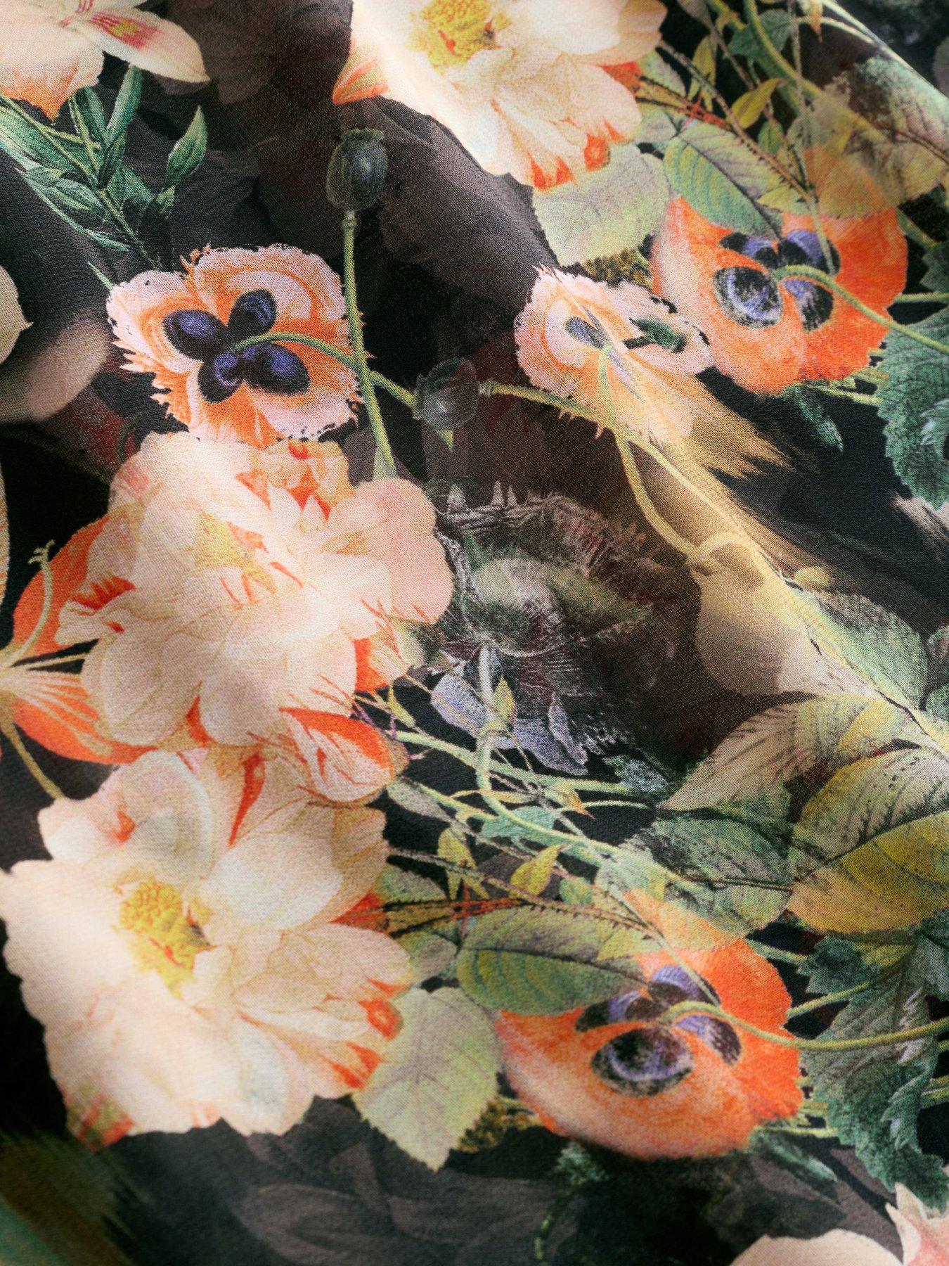 Image 7 of 7 of B By Ted Baker Koi Floral Sarong - Black