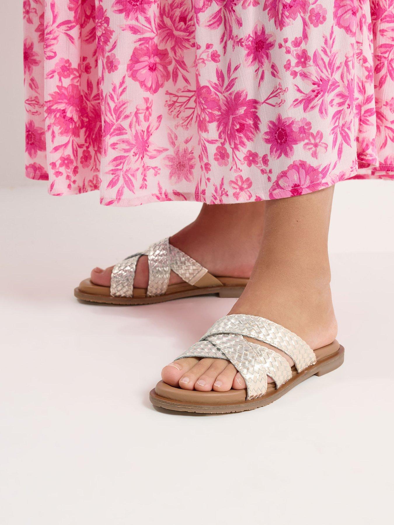 Yours Curve Woven Cross Over Sandals In Extra Wide Fit - Gold