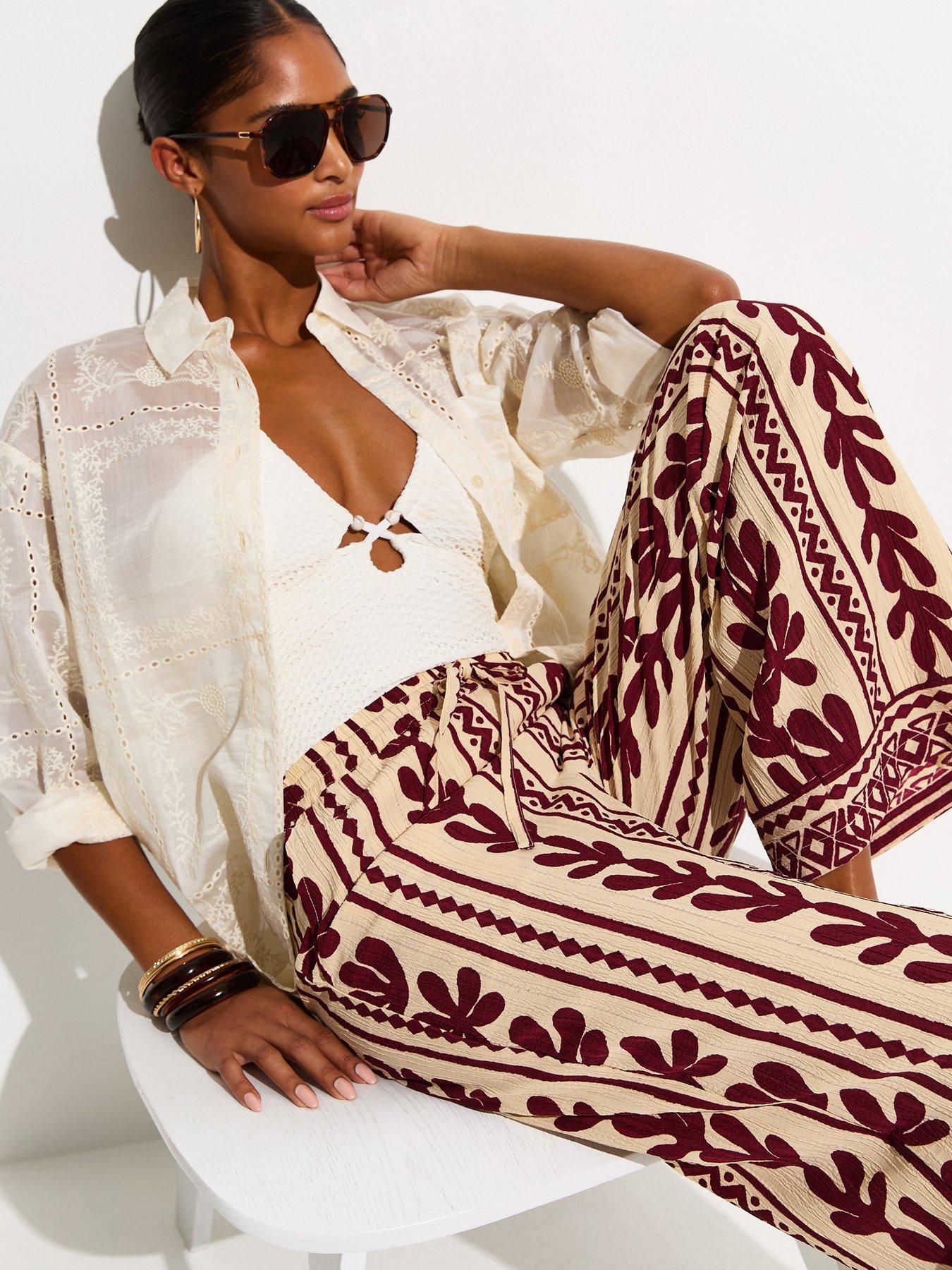 Image 3 of 6 of New Look Cactus Print Wide Leg Beach Trousers - Brown