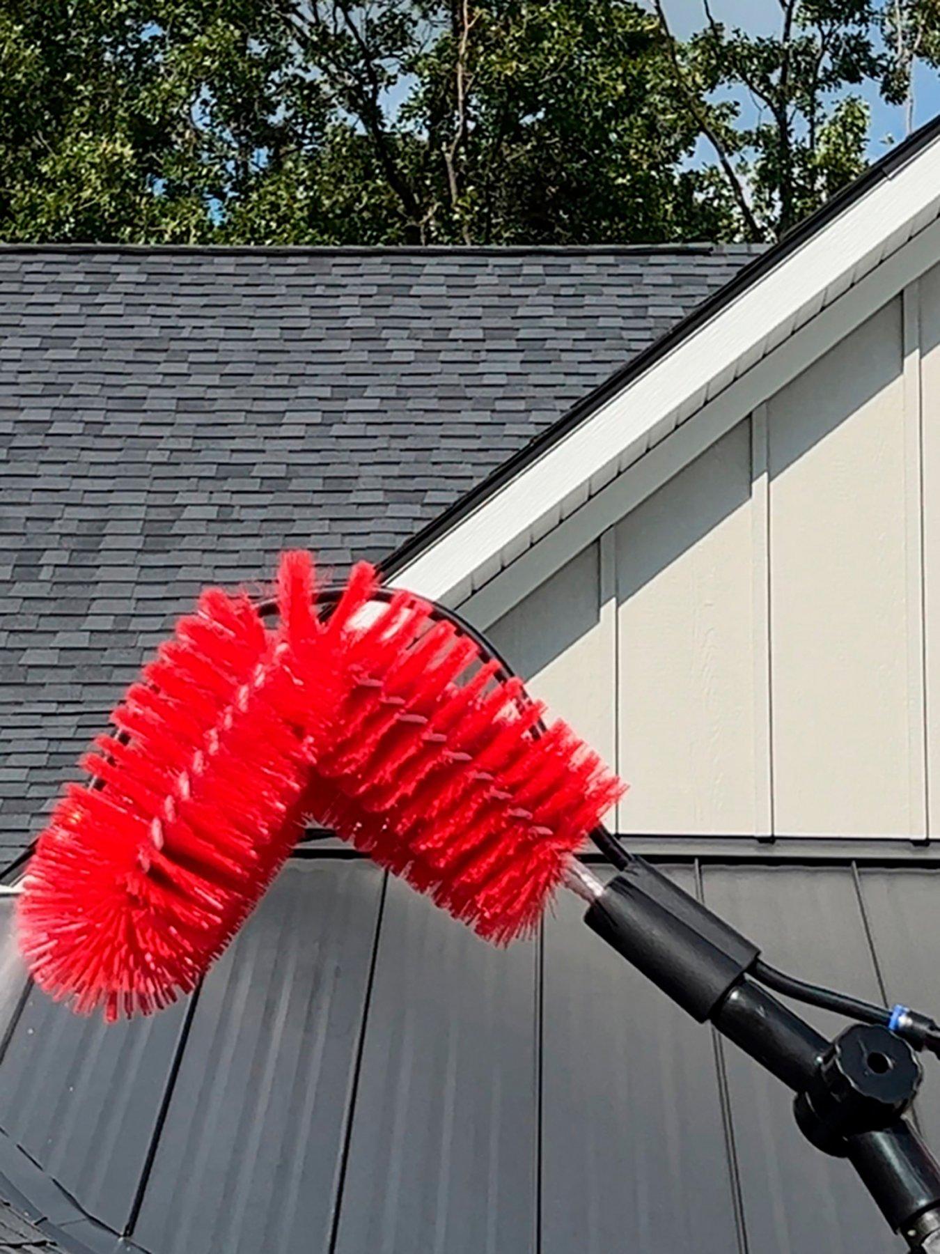 Image 2 of 5 of JML Starlyf Telescopic Hydro Cleaner Gutter Brush