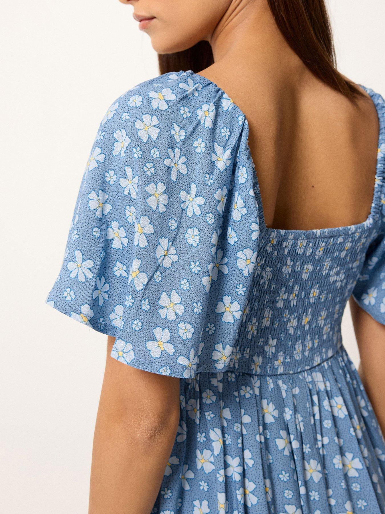 Image 4 of 5 of PixieGirl Petite Spot Daisy Square Neck Midi Dress