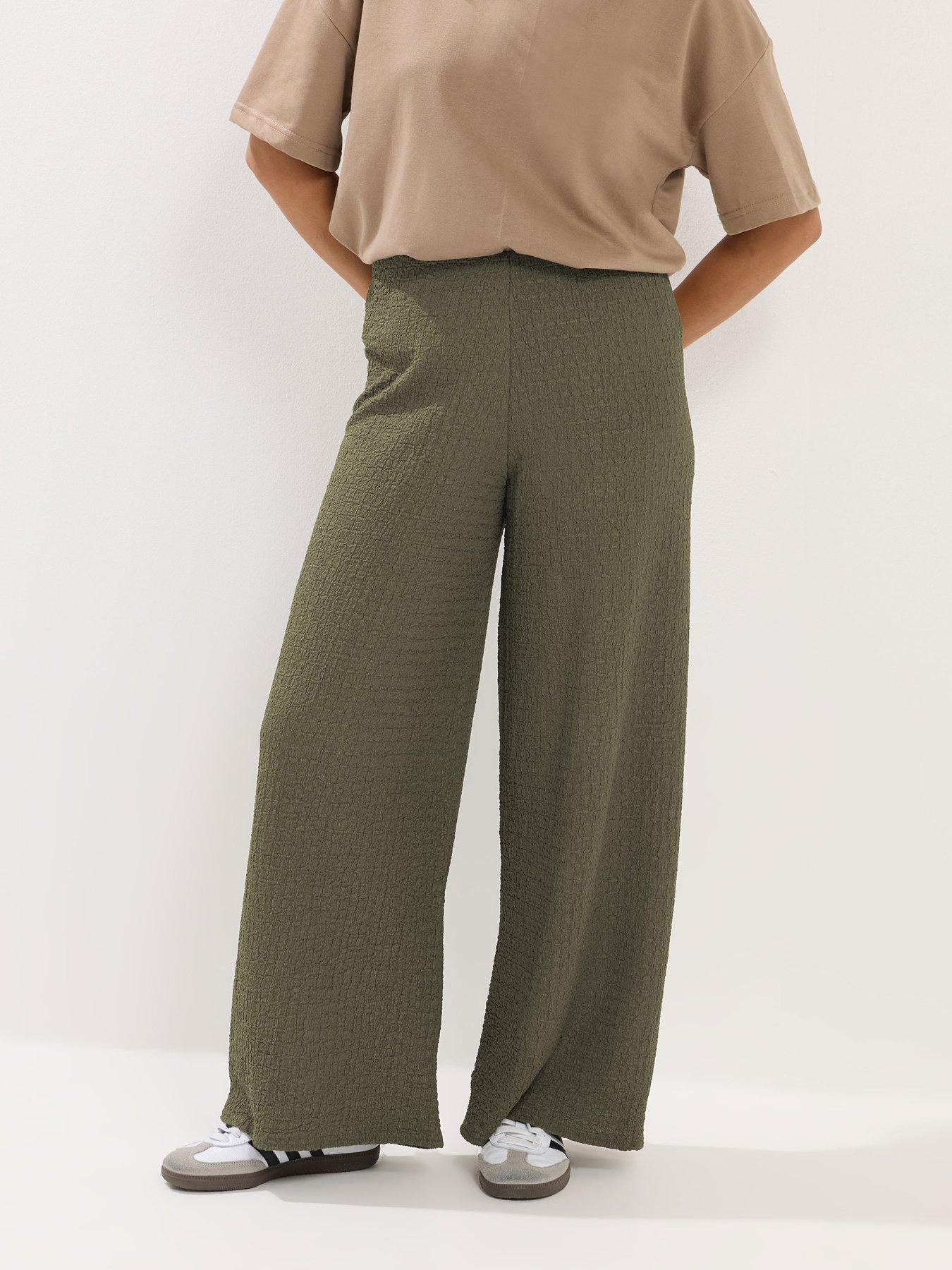 PixieGirl Petite Textured Wide Leg Trouser - Green