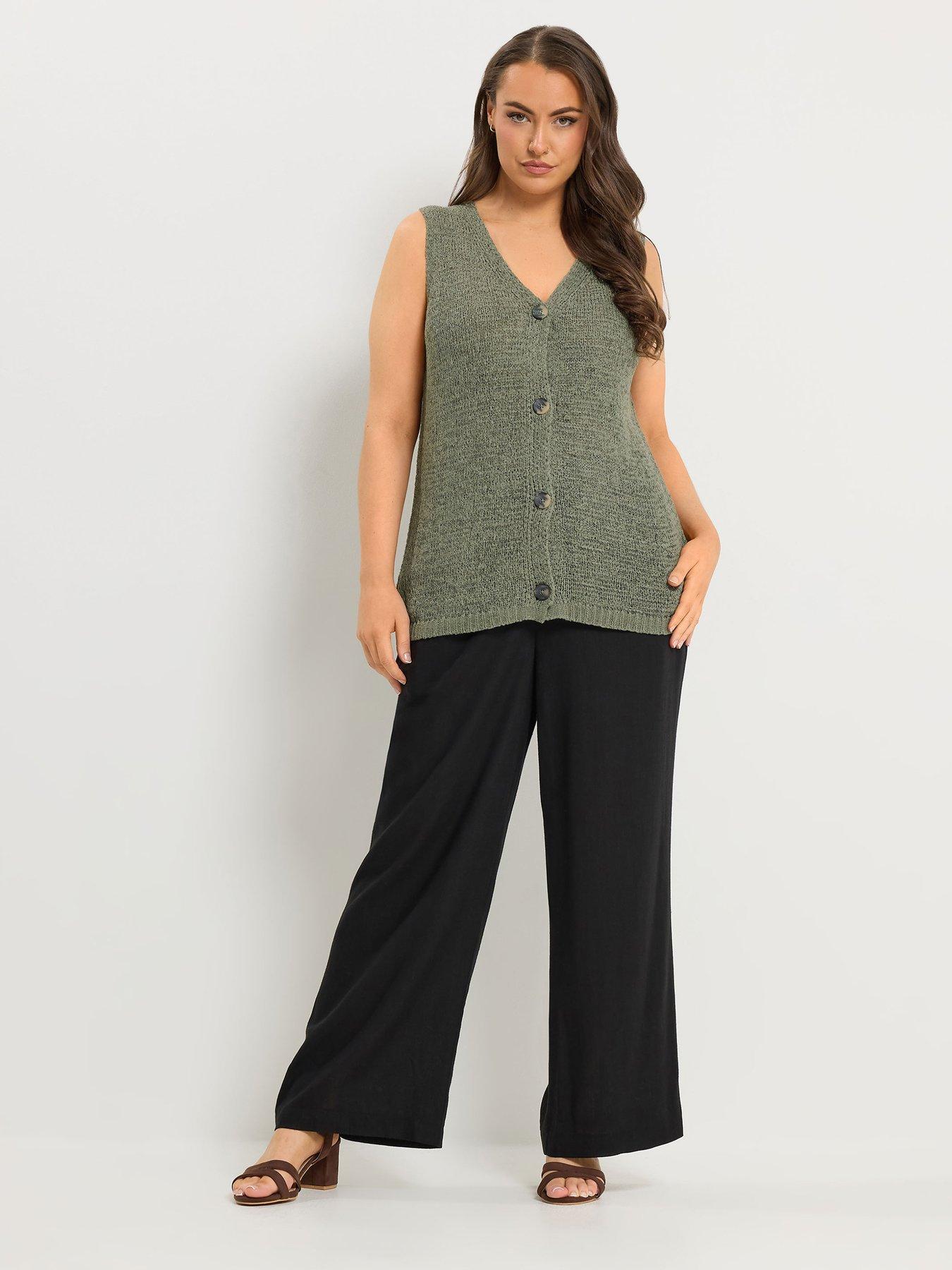 Image 3 of 6 of Yours Curve Knitted Waistcoat - Green
