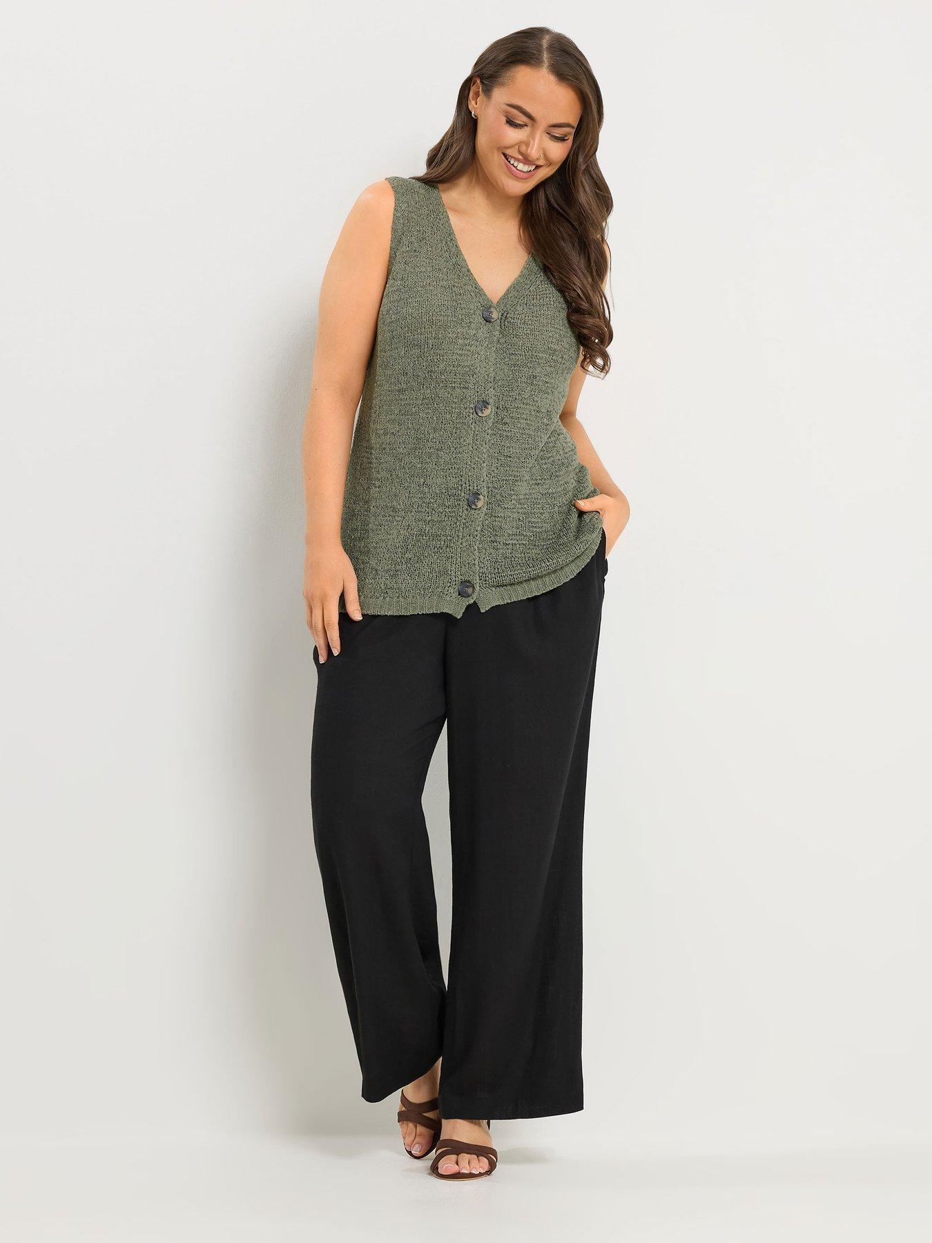 Image 4 of 6 of Yours Curve Knitted Waistcoat - Green