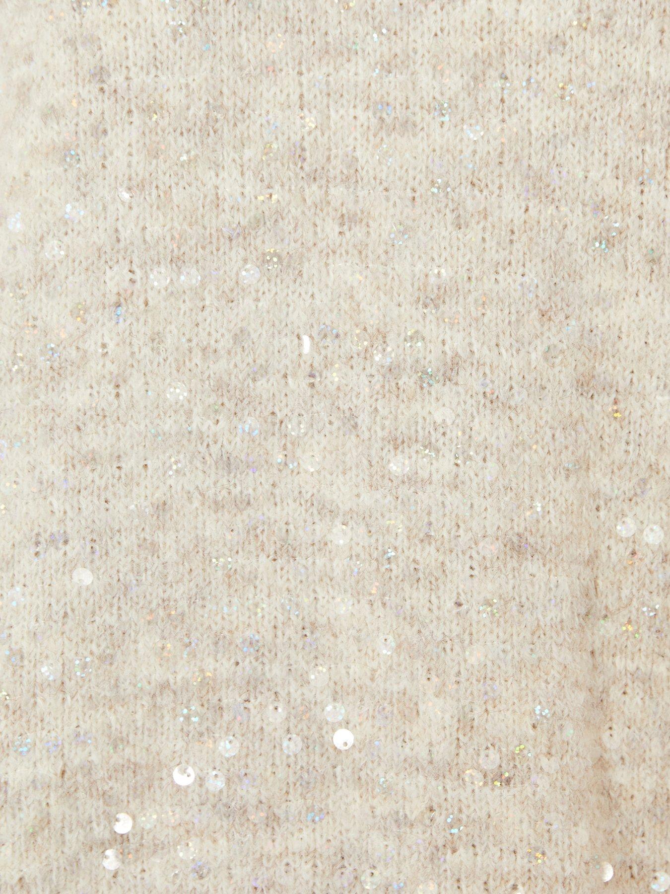 Image 6 of 6 of Quiz Cream Sequin Embellished Knitted Vest