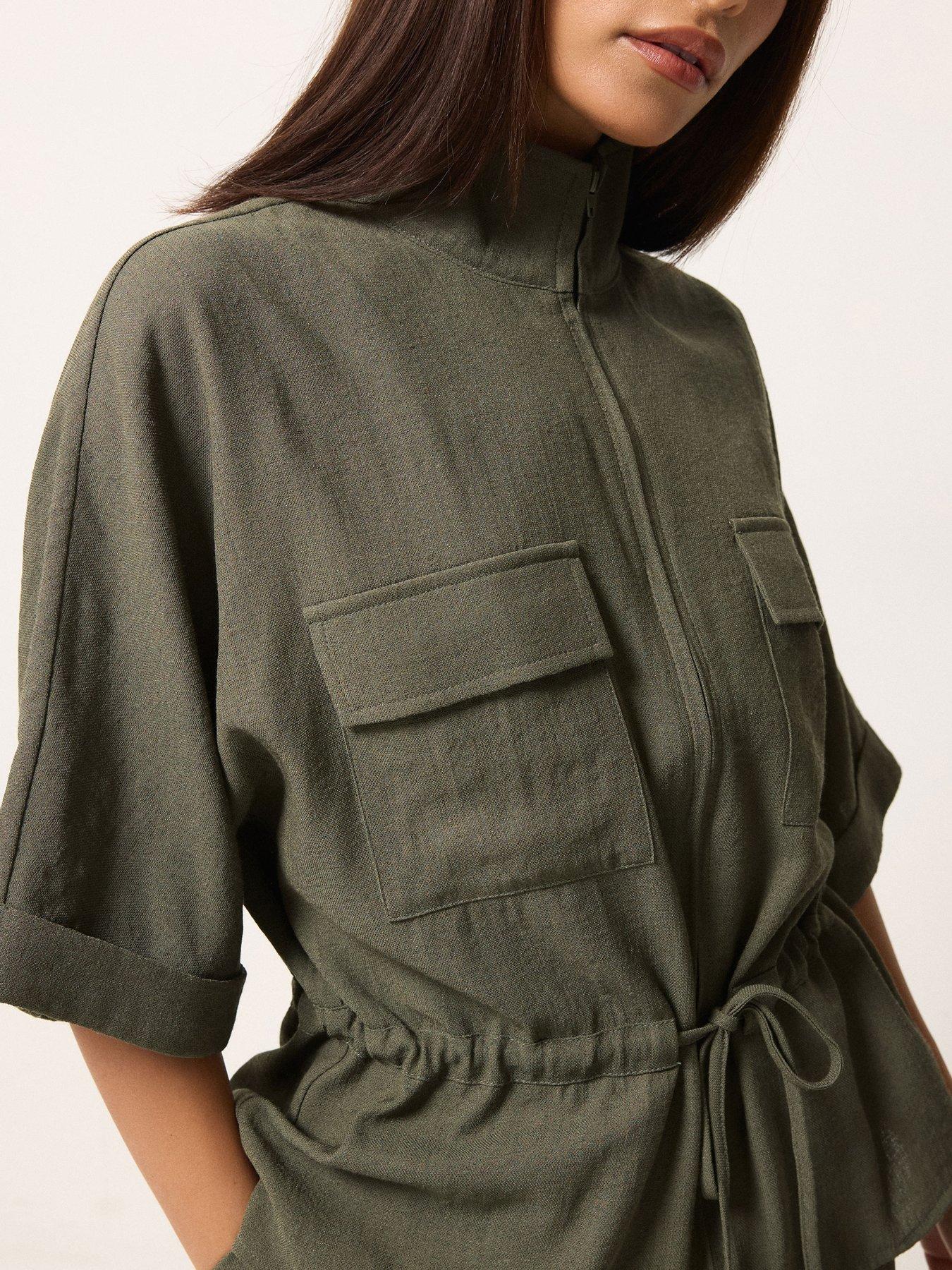 Image 4 of 5 of PixieGirl Petite Short Sleeve Linen Look Tie Shacket - Green