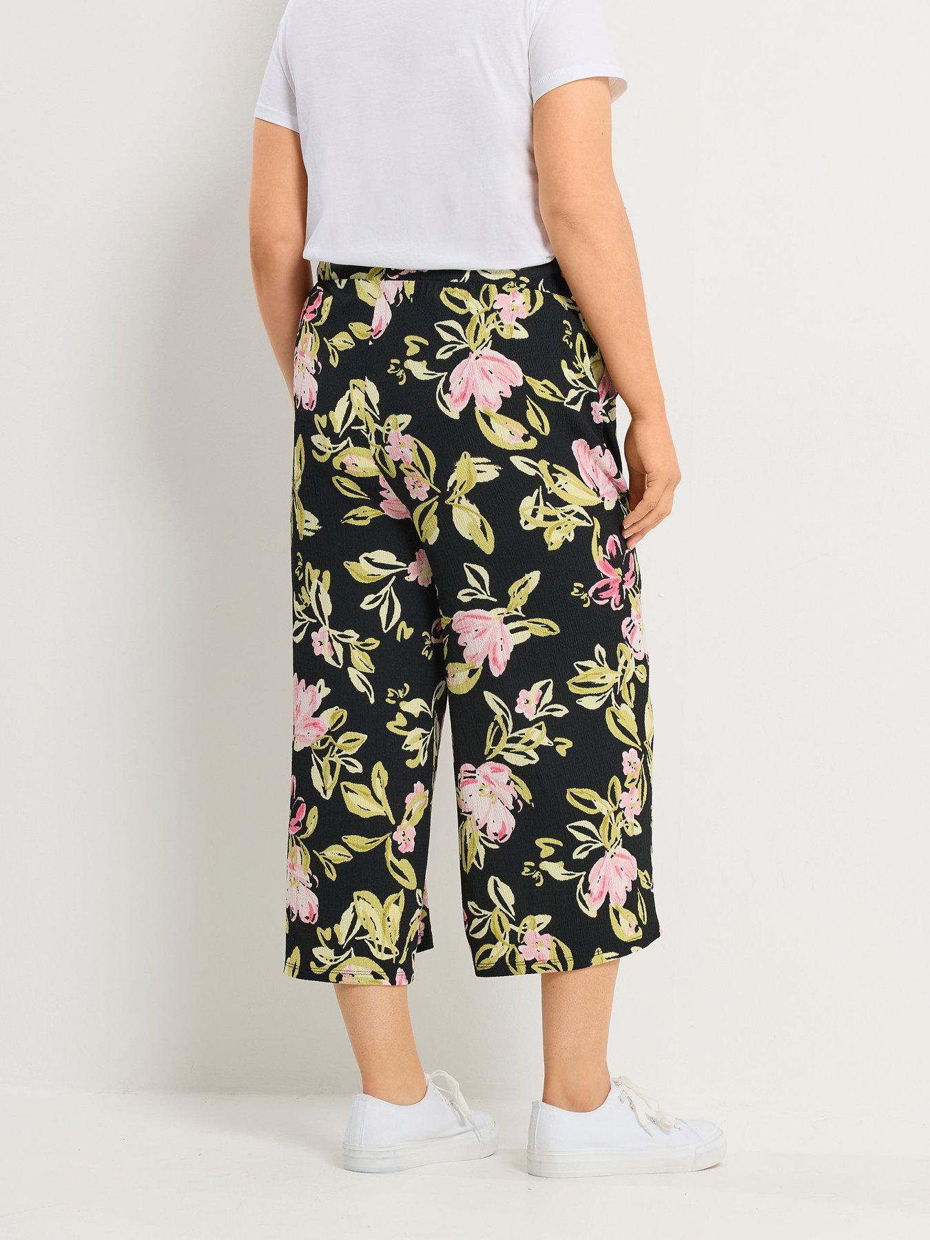 Image 2 of 5 of Yours Curve Printed Jersey Culotte - Black