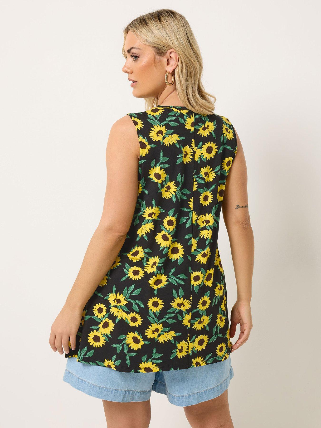 Image 2 of 5 of Yours Curve Pleat Front Vest - Black