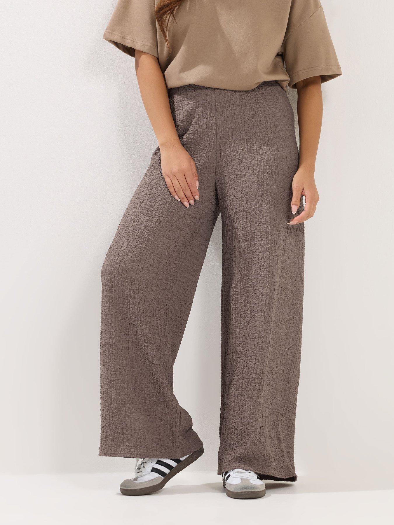 PixieGirl Petite Textured Wide Leg Trouser - Brown