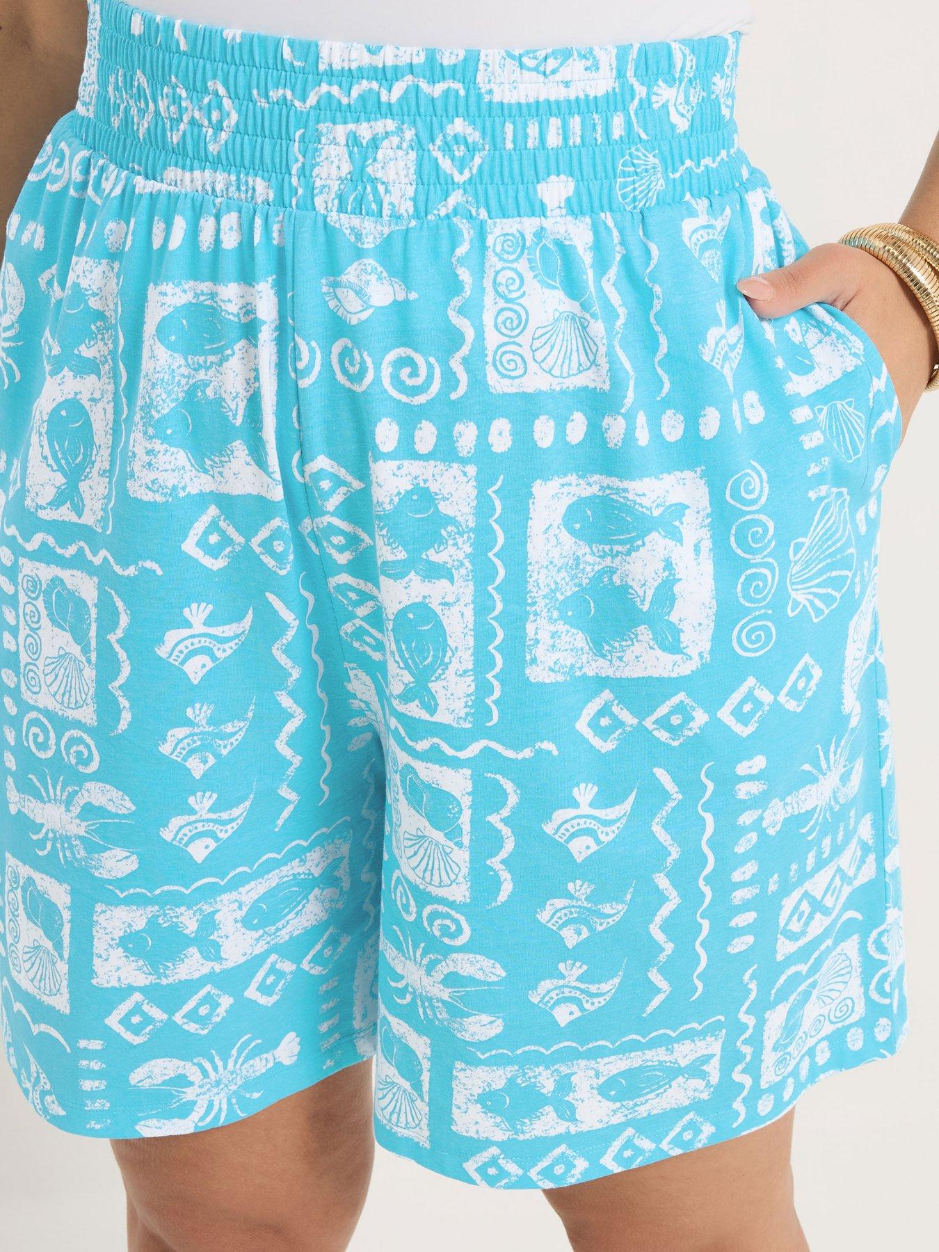 Image 4 of 5 of Yours Curve Jersey Shirred Shorts - Blue