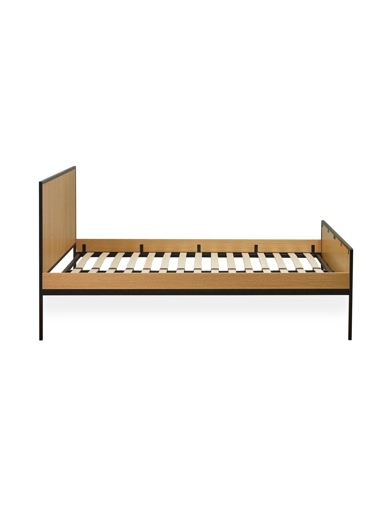 Image 4 of 7 of Julian Bowen Sia Oak Effect Bed