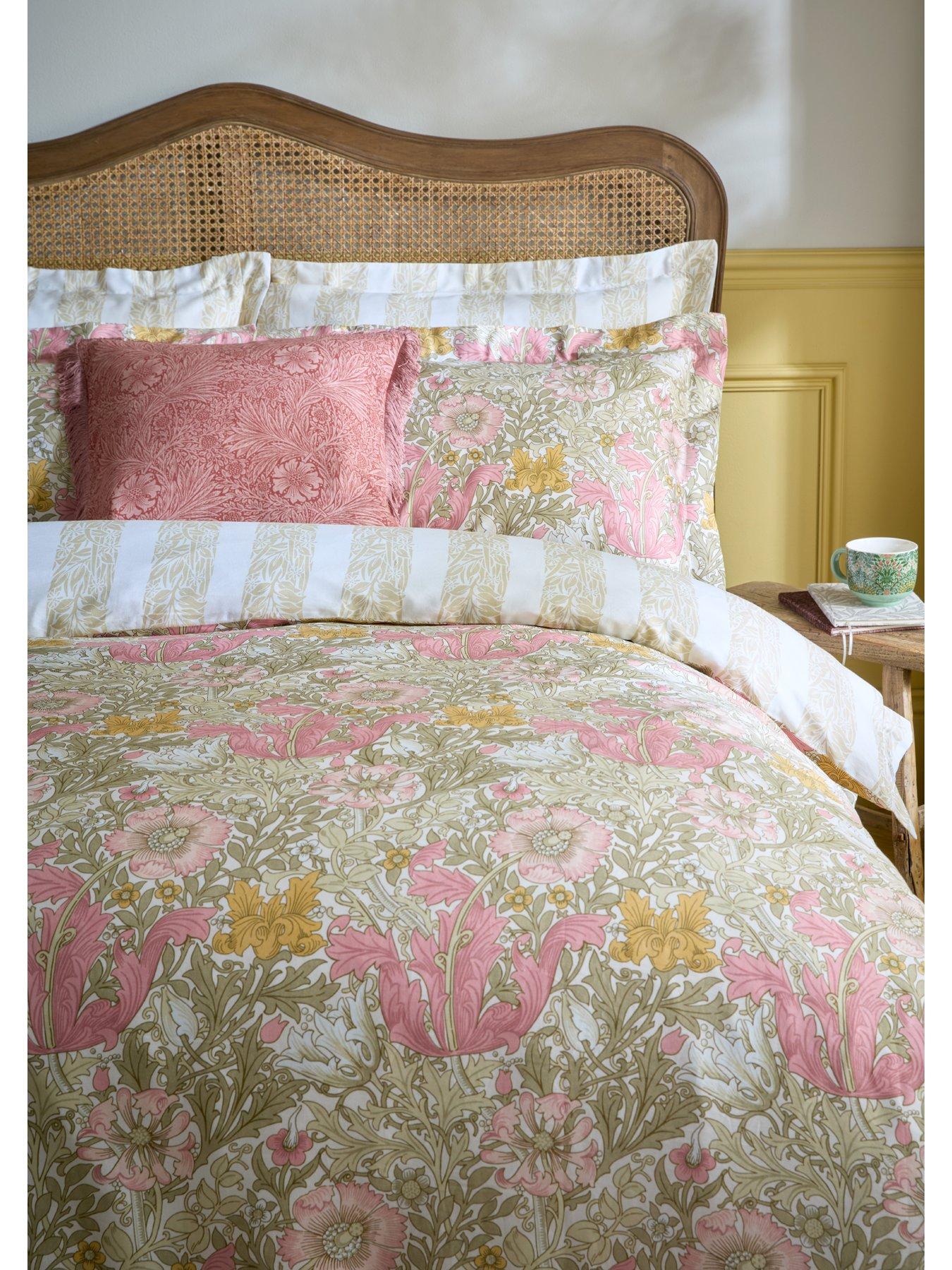 Image 3 of 7 of William Morris at Home Compton Quilt Set