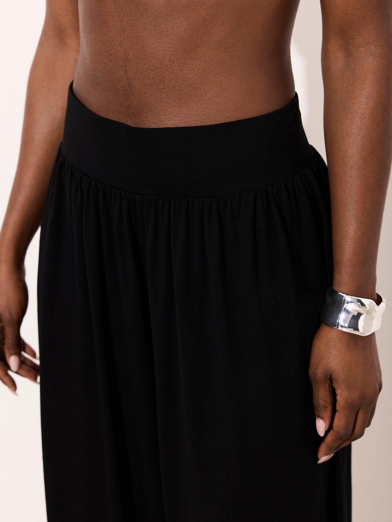 Image 4 of 6 of Mint Velvet Balloon Trouser - Black