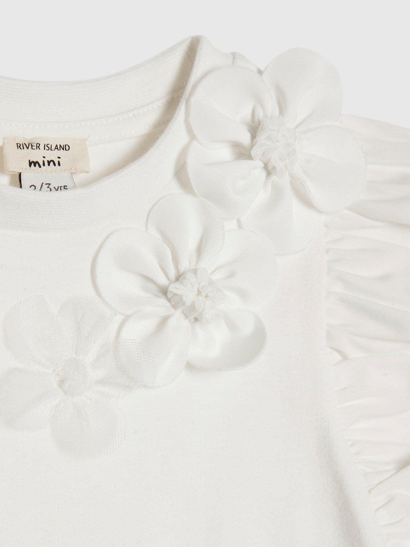 Image 5 of 5 of River Island Mini Girls Frill Sleeve T-Shirt Flower Set - White