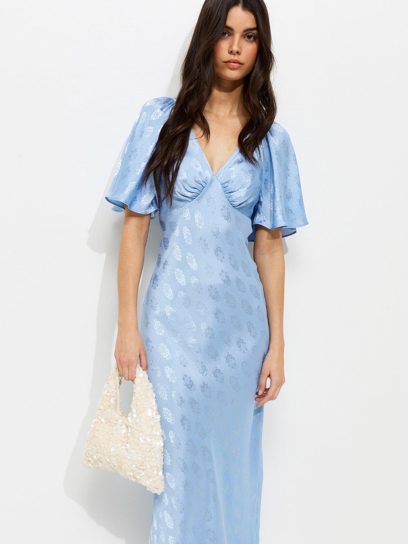 Image 3 of 5 of New Look Light Blue Paisley Pattern Jacquard Flutter Sleeve Midi Dress